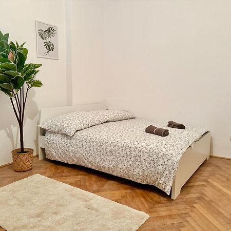 Spacious Apartment - 15 Min To Center Bécs Kültér fotó