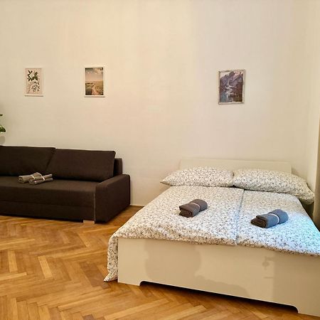 Spacious Apartment - 15 Min To Center Bécs Kültér fotó
