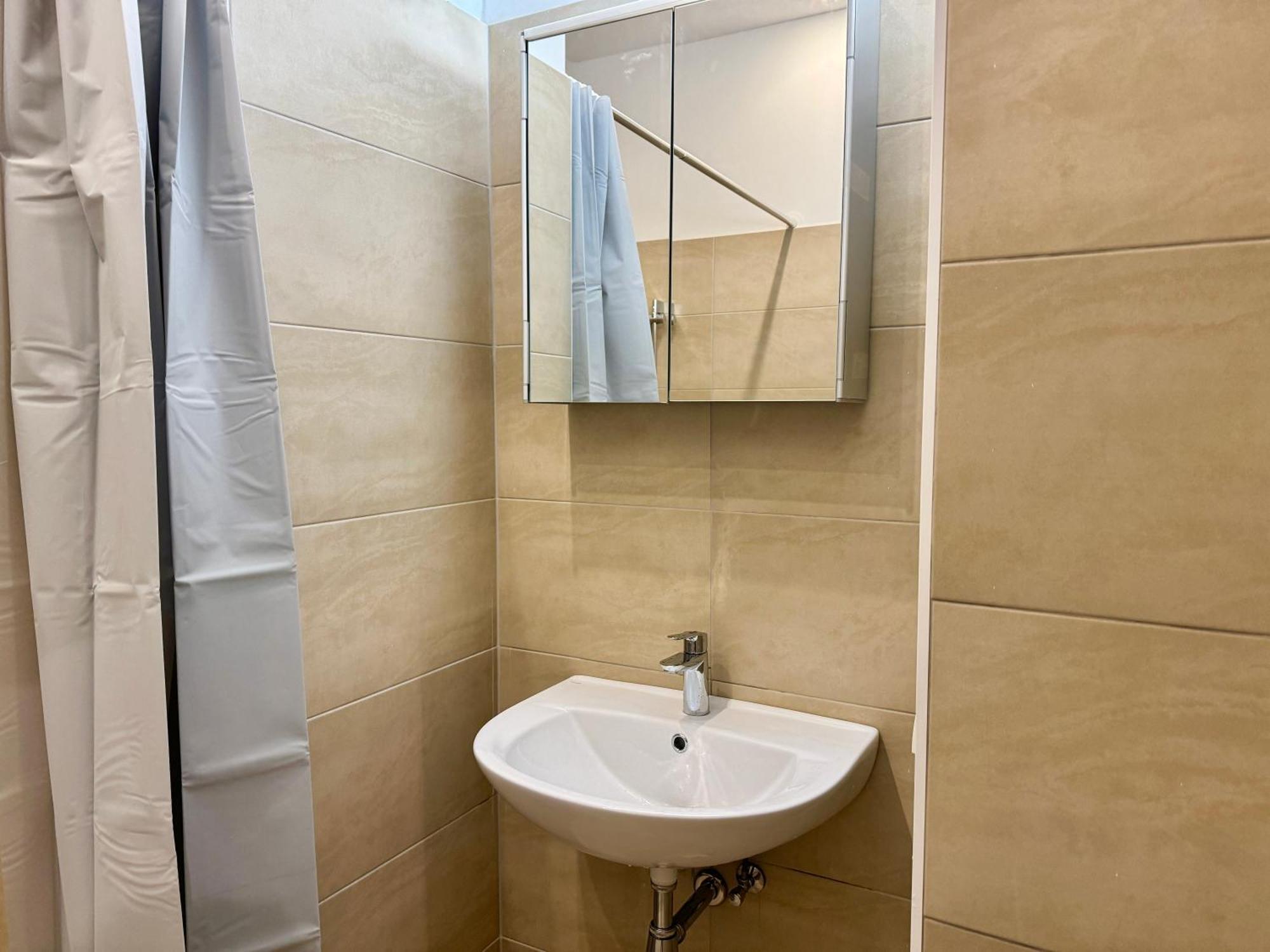 Spacious Apartment - 15 Min To Center Bécs Kültér fotó